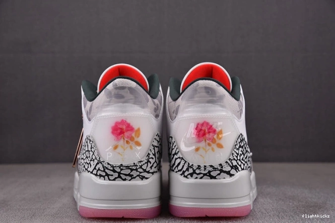 Jordan HM6993-100 Retro 3 Wings 0812